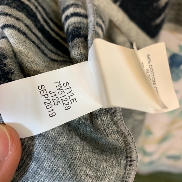 Lucky Brand Pattern Cardigan - Picture 6 of 8